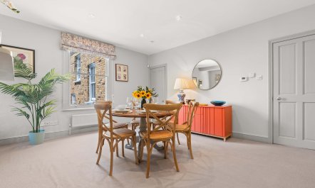 The Airy Jewel 4
