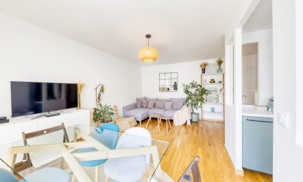 Quiet Urban Retreat 3