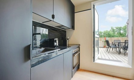 The Parisian Terrace 7