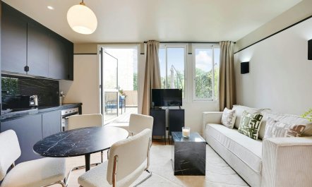 The Parisian Terrace