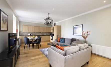 The Scottish Thistle 3