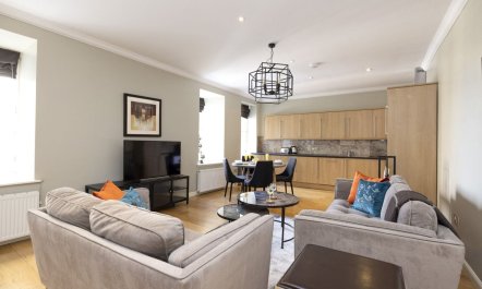 The Scottish Thistle 4