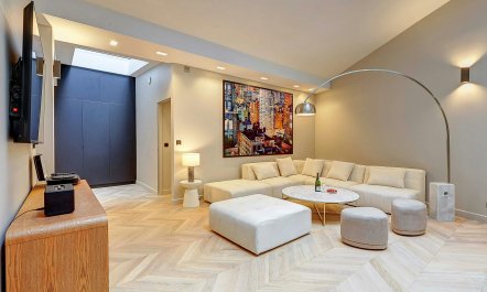 A Marais Sanctuary 2