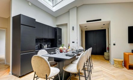 A Marais Sanctuary 6