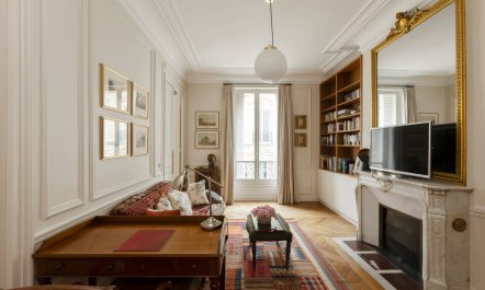 Elegant Parisian Retreat 7