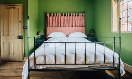 A History Of Colour 7