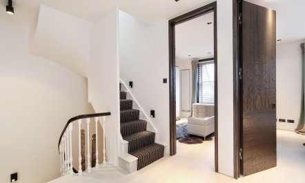 Knightsbridge's Delight 8