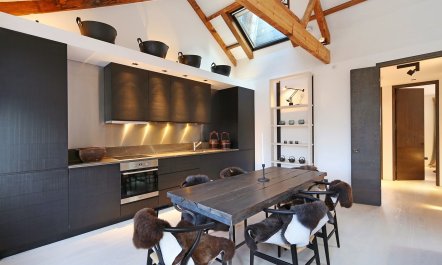 Knightsbridge's Delight 1