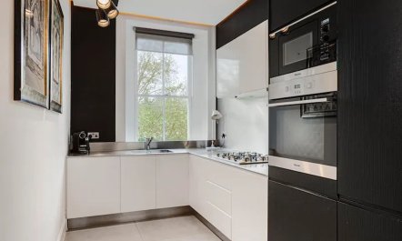 Knightsbridge Reverie 3