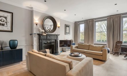 Knightsbridge Reverie