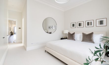 Knightsbridge Square 8