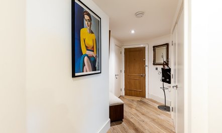 Capital Chic Residence 7