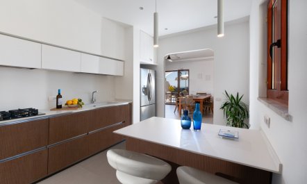 Sorrento Hillside Retreat 9