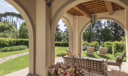 Renaissance Revived 4