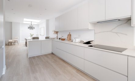 Knightsbridge Serenity 6