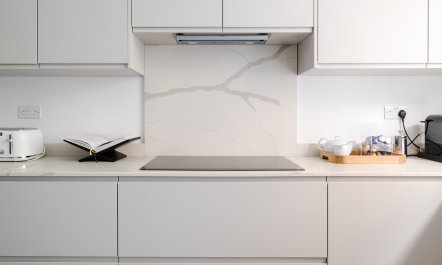 Knightsbridge Serenity 5