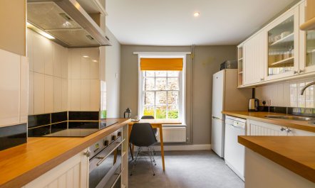 Cobblestone Stories 9