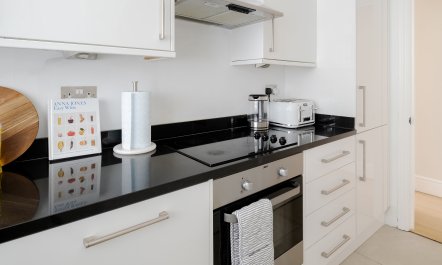 Knightsbridge Haven 7