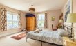 Twin Bay Windows 9