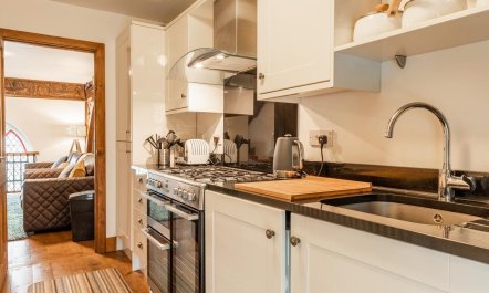 Sanctuary by the Sea 6