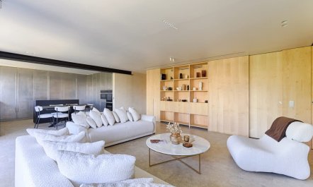 Grand Avenue Hideaway 4