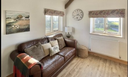 Furze Barn, Brendon Hill 7