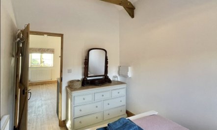 Furze Barn, Brendon Hill 8