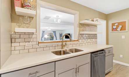 The Island Getaway 9