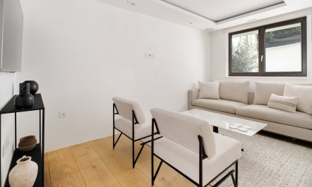 Muse of Notting Hill 2