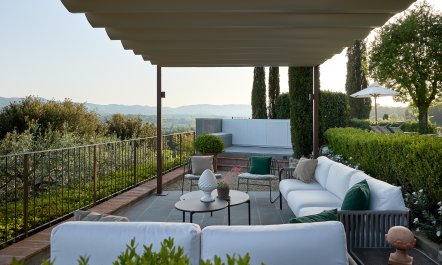 Land & Stone 4