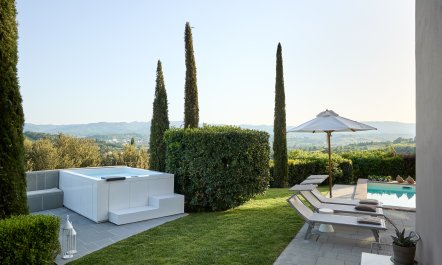 Land & Stone 2
