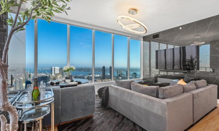 Pacific Vantage 7