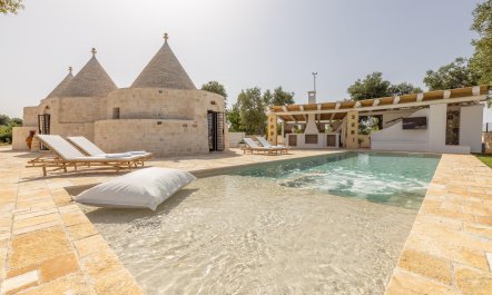 The Trulli of the Mulberry 8