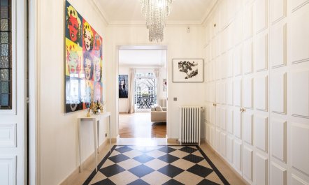 Parisian Architecture Views 9