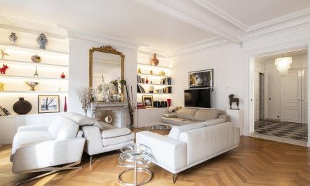 Parisian Architecture Views 5