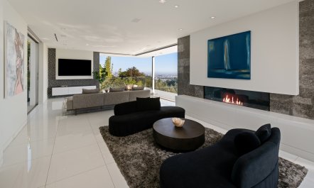 Front Row Mulholland 5