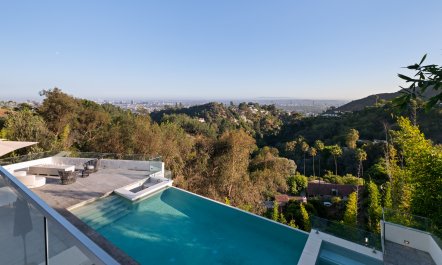 Front Row Mulholland 1