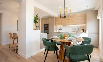 Rooftop & Sea Views 6