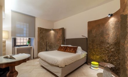 The Artist's Courtyard 8