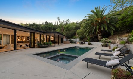 Beverly Modern