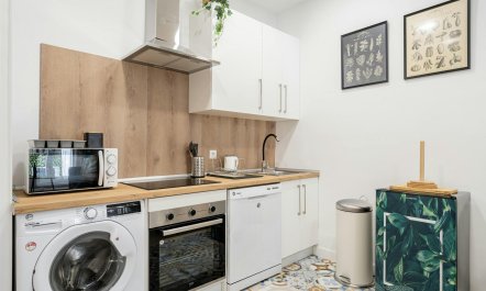 The Light of Madrid 8