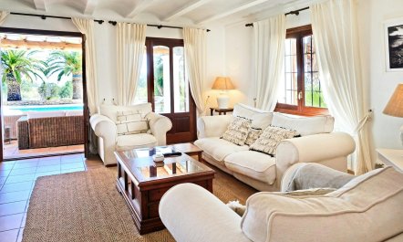 Enchanting Es Cubells 1