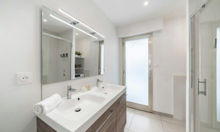 Blanche & Croisette 9