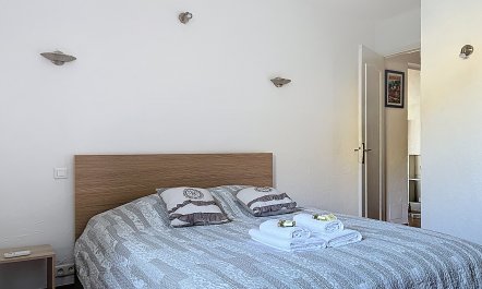 Lavenders & Islands 7