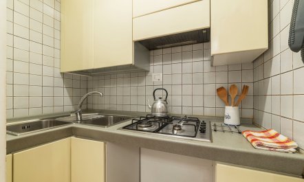 Campo de' Fiori Retreat 9