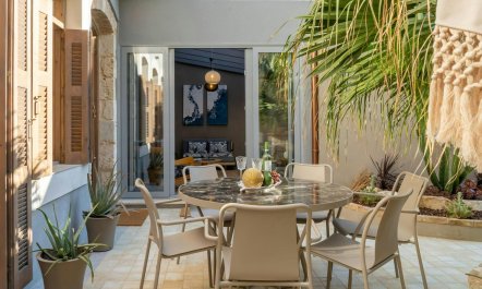 Cretan Courtyard Garden 1