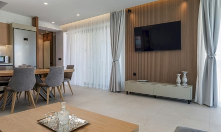 Hersonissos Horizon 8