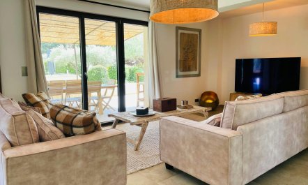 Picturesque & Peaceful Retreat 9