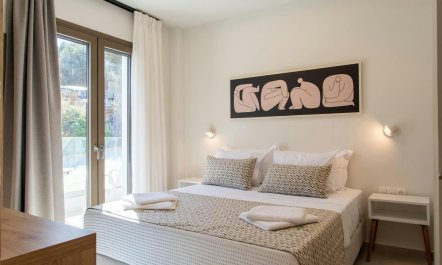 Island Charms Crete 1