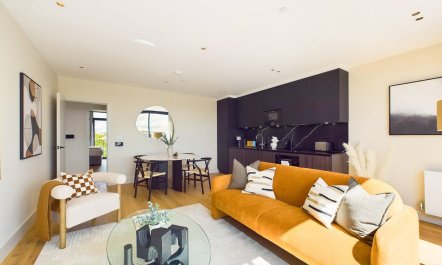 Canalside Sanctuary 2